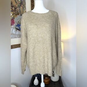 Old Navy Women's Beige Knit Sweater Size Large